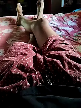 Snapshot of play_boy-raj007 chatting on 10/13/25, 05:31 play boy-raj007 online show from 10/13/25, 05:31
