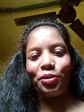 Snapshot of Jaanvi_G chatting on 10/14/25, 10:05 Jaanvi G online show from 10/14/25, 10:05