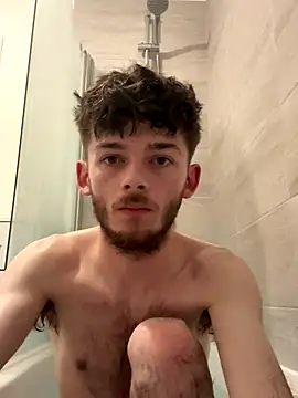 Hothungboy1 online show from 11/13/25, 10:24