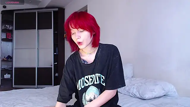 Kate mikki online show from 05/08/26, 04:27