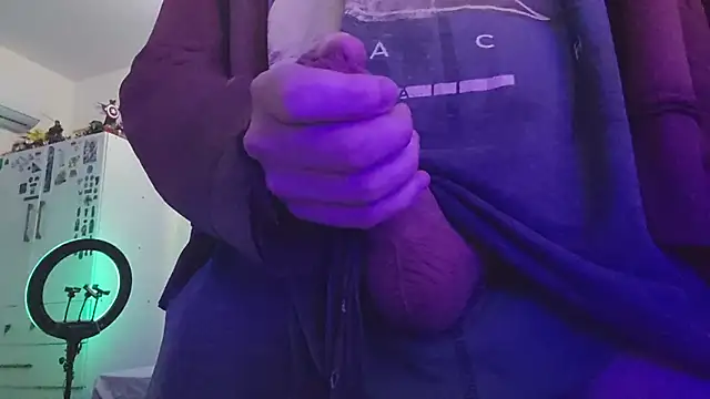 tykun online show from 12/18/25, 02:21