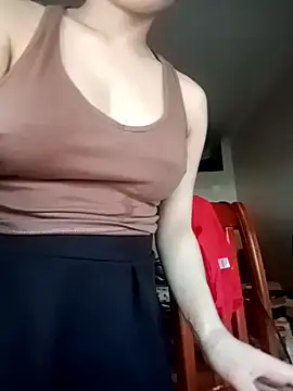 tuongvycute online show from 10/12/25, 12:56