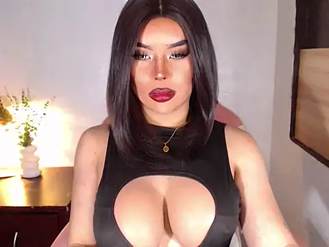 Snapshot of Botulax chatting on 10/13/25, 08:16 Botulax online show from 10/13/25, 08:16