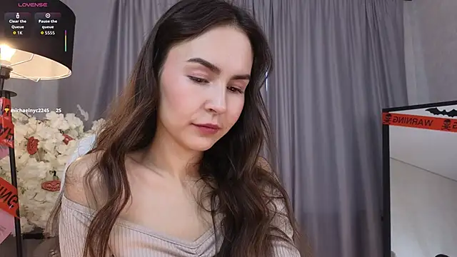 LionKierra online show from 11/03/25, 04:17