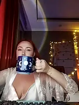 LolaMint  online show from 12/03/25, 01:10