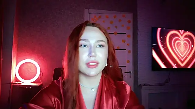 LolaMint  online show from 11/08/25, 12:31