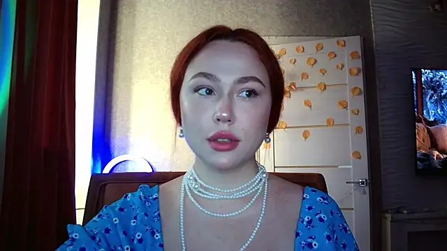 LolaMint  online show from 11/05/25, 11:35