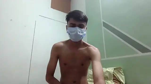 lil-twink19 online show from 10/28/25, 05:23