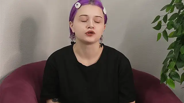 TraciBasco online show from 10/12/25, 12:06