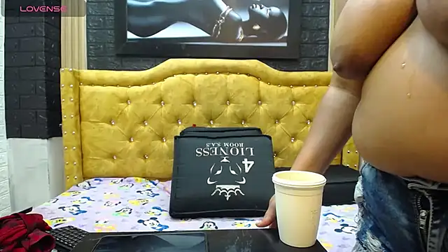 valeri wet online show from 03/04/26, 01:19