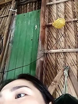 Snapshot of Cherry_pusy99 chatting on 11/17/25, 04:49 Cherry pusy99 online show from 11/17/25, 04:49