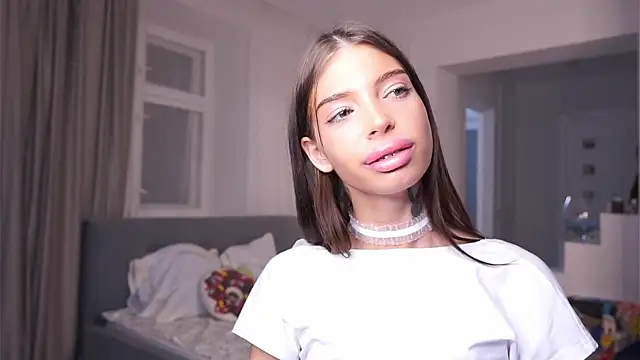 LoisKeedah online show from 11/26/25, 05:13