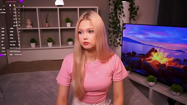 KaryTasch online show from 11/02/25, 10:37