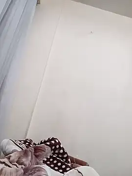 Trishabitch77 online show from 11/08/25, 12:58