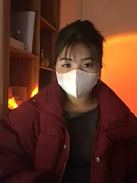 Snapshot of lan-xinh1 chatting on 01/13/26, 02:43 lan-xinh1 online show from 01/13/26, 02:43