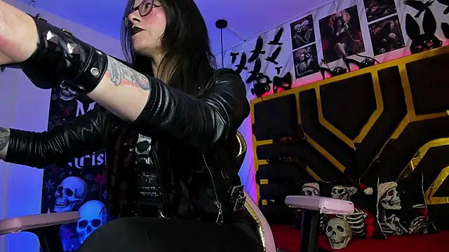 Evangelinejoness  online show from 12/14/25, 11:38