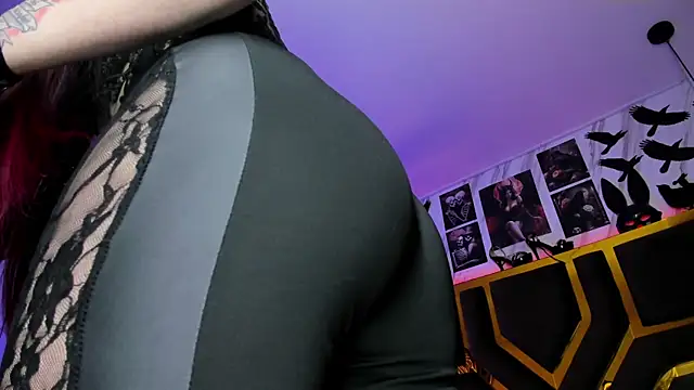 Evangelinejoness  online show from 01/05/26, 05:27