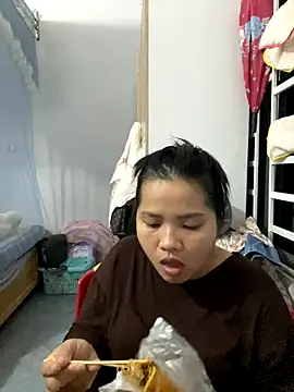 anne baby2k online show from 10/29/25, 10:47