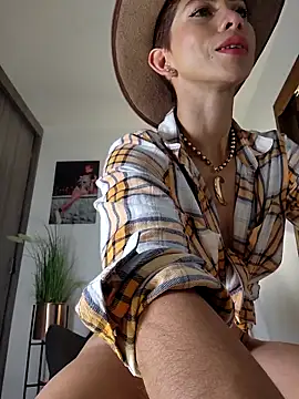 Snapshot of Alice_Barry chatting on 03/20/26, 01:17 Alice Barry online show from 03/20/26, 01:17