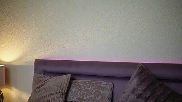 JoelleApril online show from 04/29/26, 08:04