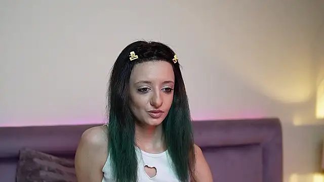 JoelleApril online show from 02/15/26, 09:47