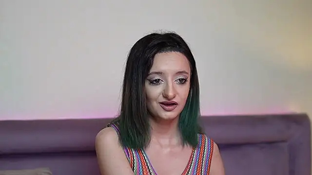 JoelleApril online show from 03/30/26, 07:37