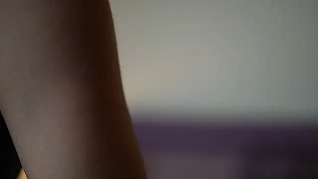 JoelleApril online show from 05/12/26, 08:04