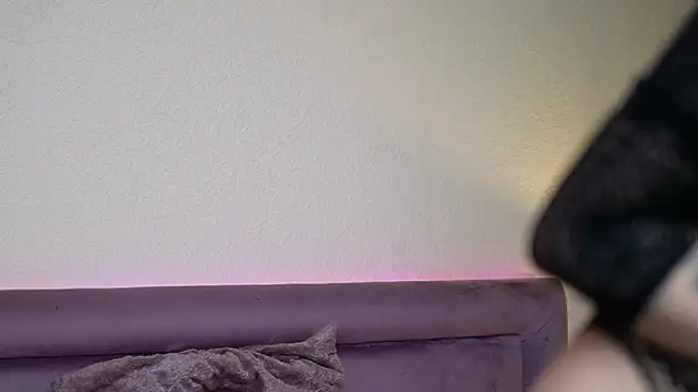 JoelleApril online show from 03/25/26, 09:14