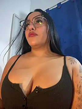Snapshot of mis-violetha chatting on 07/12/26, 03:07 mis-violetha online show from 07/12/26, 03:07