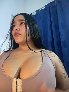 Snapshot of mis-violetha chatting on 07/07/26, 02:58 mis-violetha online show from 07/07/26, 02:58