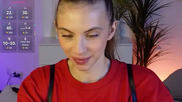 Snapshot of mia_silkk chatting on 11/24/25, 06:13 mia silkk online show from 11/24/25, 06:13