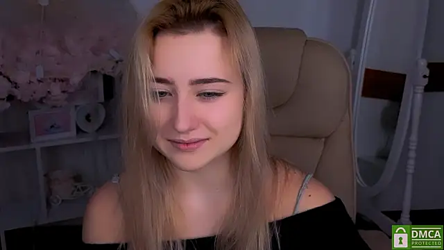 Lulu   Moon online show from 02/08/26, 09:23