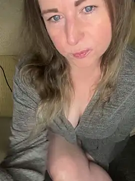 foxy-Chantelle online show from 11/08/25, 06:22