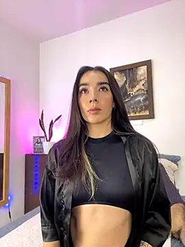  Emily Sands  online show from 10/28/25, 05:01