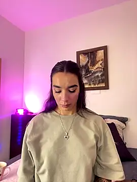  Emily Sands  online show from 10/27/25, 11:27