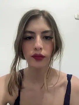 AlessiaLuxx online show from 05/27/26, 03:36