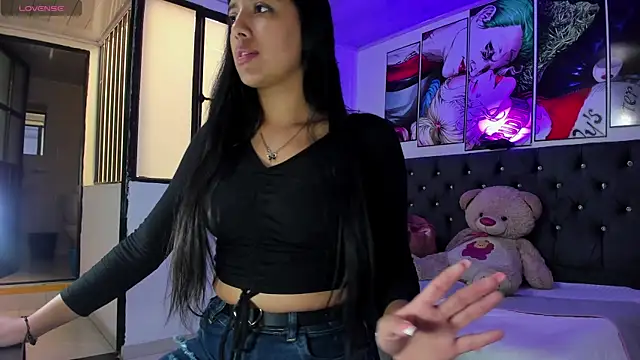 Briseida-White online show from 12/16/25, 01:59