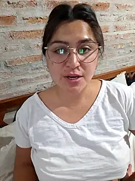 morenalatinaa online show from 04/16/26, 02:34