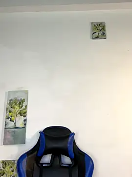 Adeline 1 online show from 10/27/25, 09:38