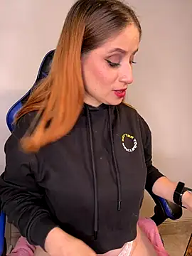 Adeline 1 online show from 10/20/25, 09:15