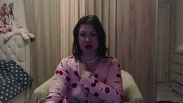 Ambika beauty online show from 11/30/25, 03:46
