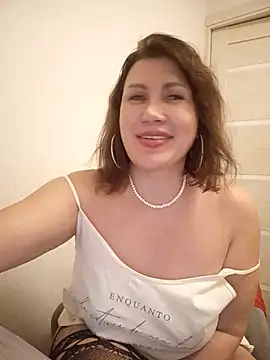 Ambika beauty online show from 11/25/25, 09:26