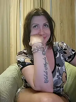 Ambika beauty online show from 11/13/25, 04:00