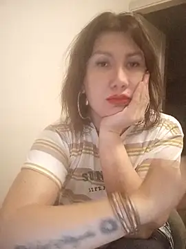 Ambika beauty online show from 11/08/25, 03:04