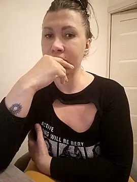 Ambika beauty online show from 12/18/25, 07:29