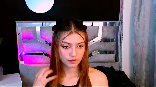 viky evanss online show from 10/24/25, 07:13