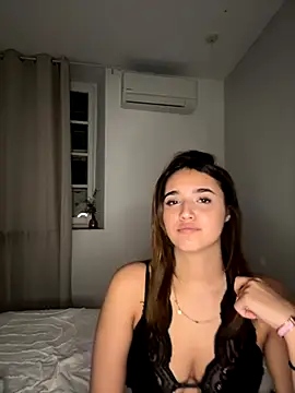 Snapshot of evaa_19 chatting on 10/29/25, 08:08 evaa 19 online show from 10/29/25, 08:08