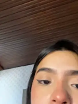 LunaMoore Pink online show from 02/17/26, 12:35