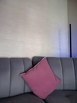 LunaMoore Pink online show from 10/22/25, 01:21