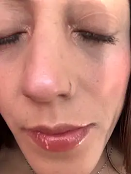 ElectraPink  online show from 11/27/25, 12:49